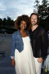 Amsterdam 26 augustus 2025
Premiere over de Grens in het vondelpark . De cast bestaat uit Manuel Broekman Jasmine Sendar Nienke Plas Vincent Banic en Elisabeth Puglia. Jasmine Sendar Zwanger . Ze kwam met partner Justin