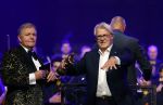 Amsterdam 12 september 2025
Uitreiking Cinemusic Rembrandt Oeuvre Award - tijdens The Night Of Cinemusic in het Concertgebouw. Jeroen Krabbe krijgt Ouvre prijs uit handen van Rene Mioch .