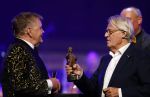 Amsterdam 12 september 2025
Uitreiking Cinemusic Rembrandt Oeuvre Award - tijdens The Night Of Cinemusic in het Concertgebouw. Jeroen Krabbe krijgt Ouvre prijs uit handen van Rene Mioch .