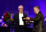 Amsterdam 12 september 2025
Uitreiking Cinemusic Rembrandt Oeuvre Award - tijdens The Night Of Cinemusic in het Concertgebouw. Jeroen Krabbe krijgt Ouvre prijs uit handen van Rene Mioch .