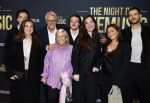 Amsterdam 12 september 2025
Uitreiking Cinemusic Rembrandt Oeuvre Award - tijdens The Night Of Cinemusic in het Concertgebouw. Jeroen Krabbe krijgt Ouvre prijs uit handen van Rene Mioch .  Jeroen Krabbe met zijn vrouw Herma en hun kleinkinderen