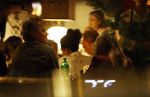 Amsterdam 11 september 2025
Linda de Mol Jeroen Rietbergen Noa Vahle Julian Vahle en zijn vriendin Chelsea Weimar zijn gezellig uitetetn in de nieuwe Hotspot van Amsterdam Restaurant Toet . Ook Ruud Gullit en zijn vriendin Karin de Rooij waren aanwezig .