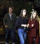 Amsterdam 11 september 2025
Linda de Mol Jeroen Rietbergen Noa Vahle Julian Vahle en zijn vriendin Chelsea Weimar zijn gezellig uitetetn in de nieuwe Hotspot van Amsterdam Restaurant Toet . Ook Ruud Gullit en zijn vriendin Karin de Rooij waren aanwezig .
