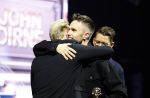 Tilburg 29 september 2025
Buma prijzen worden uitgereikt in 013 in Tilburg . John Dirne krijgt prijs uit houden Nicky Romero