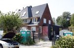 Amstelveen 14 augustus 2025
Johnny Heitinga met zijn vrouw Charlotte hebben een nieuw huis aan de Amstel gekocht . Het wordt momenteel verbouwd.