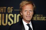 Amsterdam 12 september 2025
Uitreiking Cinemusic Rembrandt Oeuvre Award - tijdens The Night Of Cinemusic in het Concertgebouw. Jeroen Krabbe krijgt Ouvre prijs uit handen van Rene Mioch .  Joris Lammers