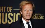 Amsterdam 12 september 2025
Uitreiking Cinemusic Rembrandt Oeuvre Award - tijdens The Night Of Cinemusic in het Concertgebouw. Jeroen Krabbe krijgt Ouvre prijs uit handen van Rene Mioch .  Joris Lammers
