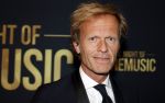 Amsterdam 12 september 2025
Uitreiking Cinemusic Rembrandt Oeuvre Award - tijdens The Night Of Cinemusic in het Concertgebouw. Jeroen Krabbe krijgt Ouvre prijs uit handen van Rene Mioch .  Joris Lammers