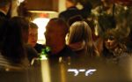 Amsterdam 11 september 2025
Linda de Mol Jeroen Rietbergen Noa Vahle Julian Vahle en zijn vriendin Chelsea Weimar zijn gezellig uitetetn in de nieuwe Hotspot van Amsterdam Restaurant Toet . Ook Ruud Gullit en zijn vriendin Karin de Rooij waren aanwezig .