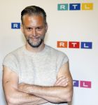 Hilversum 27 augustus 2025
De deelnemers van Expeditie Robinson 2025 zijn Nordin Besling
Matyas Bittenbinder
Demi de Boer
Yesim Candan

Vincent Croiset
Roos Dickmann
Koen Pieter van Dijk
Kevin Hassing
Roelof Hemmen
Camiel Kesbeke
Twan Kuyper
Amije Roos van der Laan
Stefania Liberakakis
Robin Martens
Churandy Martina
Florentien van der Meulen
Linda Wagenmakers
Marieke Westenenk
Lies Zhara
De presentatie is in handen van Nicolette Kluijver en Edson da Graca