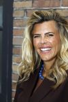 Amsterdam 18 september 2025
Prinses Eloise organiseert samen met Attire Amsterdam en My Lima Lima een modeshow . Haar ouders, Prins Constantijn en moeder Prinses Laurentien zijn natuurlijk aanwezig . Kim Kotter