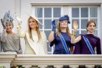 Den Haag 16 september 2025
Prinsjesdag 2025 met aanwezig namens de koninklijke familie , Koning Willem Alexander Koningin Maxima Prinses Amalia Prinses Alexia Prinses Ariane Prins Constantijn en Prinses Laurentien .