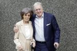 Rotterdam 20 september 2025
Crematie Gerard Cox bij crematorium de Hoeksche Waard. Lee Towers met zijn vrouw Laura