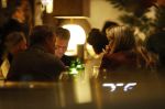Amsterdam 11 september 2025
Linda de Mol Jeroen Rietbergen Noa Vahle Julian Vahle en zijn vriendin Chelsea Weimar zijn gezellig uitetetn in de nieuwe Hotspot van Amsterdam Restaurant Toet . Ook Ruud Gullit en zijn vriendin Karin de Rooij waren aanwezig .