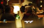 Amsterdam 11 september 2025
Linda de Mol Jeroen Rietbergen Noa Vahle Julian Vahle en zijn vriendin Chelsea Weimar zijn gezellig uitetetn in de nieuwe Hotspot van Amsterdam Restaurant Toet . Ook Ruud Gullit en zijn vriendin Karin de Rooij waren aanwezig .