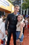 Amsterdam 6  september 2025
Maarten v d Weijden zwemt 75 km in 24 uur voor Jeugdfonds Sport Cultuur amsterdam . Zijn vriendin Anne begeleidt hem met een sloep .