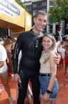 Amsterdam 6  september 2025
Maarten v d Weijden zwemt 75 km in 24 uur voor Jeugdfonds Sport Cultuur amsterdam . Zijn vriendin Anne begeleidt hem met een sloep .