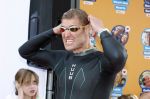 Amsterdam 6  september 2025
Maarten v d Weijden zwemt 75 km in 24 uur voor Jeugdfonds Sport Cultuur amsterdam . Zijn vriendin Anne begeleidt hem met een sloep .