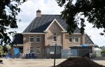 Noordwijkerhout 5 september 2025
Het huis van Maxime Meiland en haar man Leroy is bijna klaar . Ze wonen voorlopig nog in een Tiny House . Het huyis van Martien Meiland en Erica Meiland is ook bijna klaar.