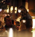 Amsterdam 11 september 2025
Linda de Mol Jeroen Rietbergen Noa Vahle Julian Vahle en zijn vriendin Chelsea Weimar zijn gezellig uitetetn in de nieuwe Hotspot van Amsterdam Restaurant Toet . Ook Ruud Gullit en zijn vriendin Karin de Rooij waren aanwezig .