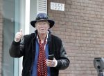 Amsterdam 26 september 2025
Peter faber wachtend op straat op een taxi.