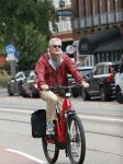 Amsterdam 1 september 2025
Porgy Franssen op de electrische fiets in Amsterdam zuid.