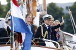 Amsterdam 24 augustus 202
Prins Maurits en Prinses MarilÃ¨ne hebben drie kinderen: Anna (geboren in 2001), Lucas (geboren in 2002), en Felicia (geboren in 2005). Hun volledige achternaam is Van Lippe-Biesterfeld van Vollenhoven . Prins Maurits neemt met zijn gezin de Vlootschouw af tijdens de laatste dag van Sail. Ze varen met de Groene Draeck.