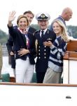 Amsterdam 24 augustus 202
Prins Maurits en Prinses MarilÃ¨ne hebben drie kinderen: Anna (geboren in 2001), Lucas (geboren in 2002), en Felicia (geboren in 2005). Hun volledige achternaam is Van Lippe-Biesterfeld van Vollenhoven . Prins Maurits neemt met zijn gezin de Vlootschouw af tijdens de laatste dag van Sail. Ze varen met de Groene Draeck.