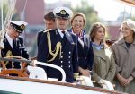 Amsterdam 24 augustus 202
Prins Maurits en Prinses MarilÃ¨ne hebben drie kinderen: Anna (geboren in 2001), Lucas (geboren in 2002), en Felicia (geboren in 2005). Hun volledige achternaam is Van Lippe-Biesterfeld van Vollenhoven . Prins Maurits neemt met zijn gezin de Vlootschouw af tijdens de laatste dag van Sail. Ze varen met de Groene Draeck.