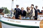 Amsterdam 24 augustus 202
Prins Maurits en Prinses MarilÃ¨ne hebben drie kinderen: Anna (geboren in 2001), Lucas (geboren in 2002), en Felicia (geboren in 2005). Hun volledige achternaam is Van Lippe-Biesterfeld van Vollenhoven . Prins Maurits neemt met zijn gezin de Vlootschouw af tijdens de laatste dag van Sail. Ze varen met de Groene Draeck.