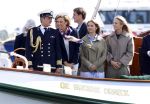 Amsterdam 24 augustus 202
Prins Maurits en Prinses MarilÃ¨ne hebben drie kinderen: Anna (geboren in 2001), Lucas (geboren in 2002), en Felicia (geboren in 2005). Hun volledige achternaam is Van Lippe-Biesterfeld van Vollenhoven . Prins Maurits neemt met zijn gezin de Vlootschouw af tijdens de laatste dag van Sail. Ze varen met de Groene Draeck.
