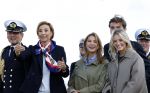 Amsterdam 24 augustus 202
Prins Maurits en Prinses MarilÃ¨ne hebben drie kinderen: Anna (geboren in 2001), Lucas (geboren in 2002), en Felicia (geboren in 2005). Hun volledige achternaam is Van Lippe-Biesterfeld van Vollenhoven . Prins Maurits neemt met zijn gezin de Vlootschouw af tijdens de laatste dag van Sail. Ze varen met de Groene Draeck.