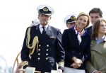 Amsterdam 24 augustus 202
Prins Maurits en Prinses MarilÃ¨ne hebben drie kinderen: Anna (geboren in 2001), Lucas (geboren in 2002), en Felicia (geboren in 2005). Hun volledige achternaam is Van Lippe-Biesterfeld van Vollenhoven . Prins Maurits neemt met zijn gezin de Vlootschouw af tijdens de laatste dag van Sail. Ze varen met de Groene Draeck.