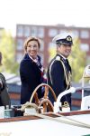 Amsterdam 24 augustus 202
Prins Maurits en Prinses MarilÃ¨ne hebben drie kinderen: Anna (geboren in 2001), Lucas (geboren in 2002), en Felicia (geboren in 2005). Hun volledige achternaam is Van Lippe-Biesterfeld van Vollenhoven . Prins Maurits neemt met zijn gezin de Vlootschouw af tijdens de laatste dag van Sail. Ze varen met de Groene Draeck.