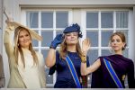 Den Haag 16 september 2025
Prinsjesdag 2025 met aanwezig namens de koninklijke familie , Koning Willem Alexander Koningin Maxima Prinses Amalia Prinses Alexia Prinses Ariane Prins Constantijn en Prinses Laurentien .