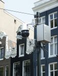 Amsterdam 14 augustus 2025
Bij het huis van prinses Amalia zijn nieuwe geavanceerde beveiligingscamera's opgehangen. Op de gracht hangen nog dezelfde die er al hingen