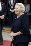 Groesbeek, 12-09-2025 - Hare Koninklijke Hoogheid Prinses Beatrix heropent de gerestaureerde korenmolen De Zuidmolen in Groesbeek. Prinses Beatrix loopt met wandelstok.
