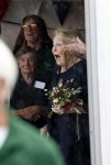 Groesbeek, 12-09-2025 - Hare Koninklijke Hoogheid Prinses Beatrix heropent de gerestaureerde korenmolen De Zuidmolen in Groesbeek. Prinses Beatrix loopt met wandelstok.