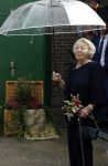 Groesbeek, 12-09-2025 - Hare Koninklijke Hoogheid Prinses Beatrix heropent de gerestaureerde korenmolen De Zuidmolen in Groesbeek. Prinses Beatrix loopt met wandelstok.