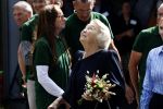 Groesbeek, 12-09-2025 - Hare Koninklijke Hoogheid Prinses Beatrix heropent de gerestaureerde korenmolen De Zuidmolen in Groesbeek. Prinses Beatrix loopt met wandelstok.