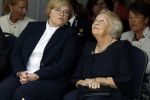 Groesbeek, 12-09-2025 - Hare Koninklijke Hoogheid Prinses Beatrix heropent de gerestaureerde korenmolen De Zuidmolen in Groesbeek. Prinses Beatrix loopt met wandelstok.