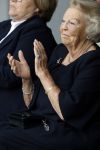 Groesbeek, 12-09-2025 - Hare Koninklijke Hoogheid Prinses Beatrix heropent de gerestaureerde korenmolen De Zuidmolen in Groesbeek. Prinses Beatrix loopt met wandelstok.