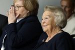 Groesbeek, 12-09-2025 - Hare Koninklijke Hoogheid Prinses Beatrix heropent de gerestaureerde korenmolen De Zuidmolen in Groesbeek. Prinses Beatrix loopt met wandelstok.