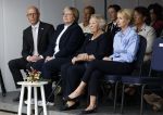 Groesbeek, 12-09-2025 - Hare Koninklijke Hoogheid Prinses Beatrix heropent de gerestaureerde korenmolen De Zuidmolen in Groesbeek. Prinses Beatrix loopt met wandelstok.