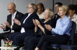 Groesbeek, 12-09-2025 - Hare Koninklijke Hoogheid Prinses Beatrix heropent de gerestaureerde korenmolen De Zuidmolen in Groesbeek. Prinses Beatrix loopt met wandelstok.