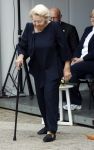 Groesbeek, 12-09-2025 - Hare Koninklijke Hoogheid Prinses Beatrix heropent de gerestaureerde korenmolen De Zuidmolen in Groesbeek. Prinses Beatrix loopt met wandelstok.
