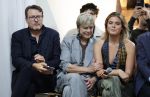 Amsterdam 18 september 2025
Prinses Eloise organiseert samen met Attire Amsterdam en My Lima Lima een modeshow . Haar ouders, Prins Constantijn en moeder Prinses Laurentien zijn natuurlijk aanwezig .