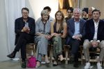 Amsterdam 18 september 2025
Prinses Eloise organiseert samen met Attire Amsterdam en My Lima Lima een modeshow . Haar ouders, Prins Constantijn en moeder Prinses Laurentien zijn natuurlijk aanwezig .