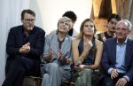Amsterdam 18 september 2025
Prinses Eloise organiseert samen met Attire Amsterdam en My Lima Lima een modeshow . Haar ouders, Prins Constantijn en moeder Prinses Laurentien zijn natuurlijk aanwezig .