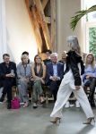Amsterdam 18 september 2025
Prinses Eloise organiseert samen met Attire Amsterdam en My Lima Lima een modeshow . Haar ouders, Prins Constantijn en moeder Prinses Laurentien zijn natuurlijk aanwezig .